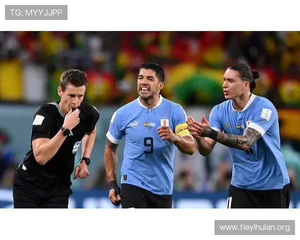 努涅斯致敬苏亚雷斯披9号自豪